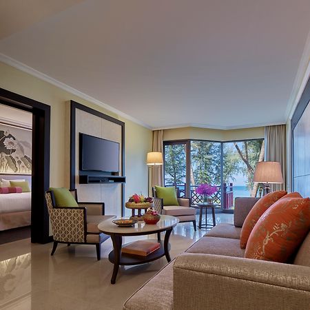 두짓 타니 라구나 푸켓 호텔 방타오 비치 외부 사진 A suite at the Shangri-La Kuala Lumpur