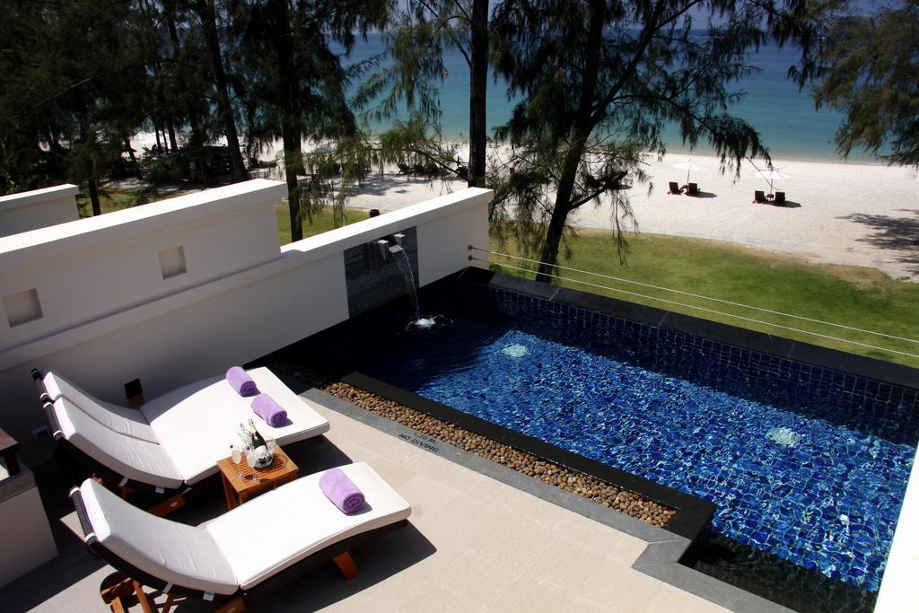 두짓 타니 라구나 푸켓 호텔 방타오 비치 외부 사진 The Beachfront Pool Villas